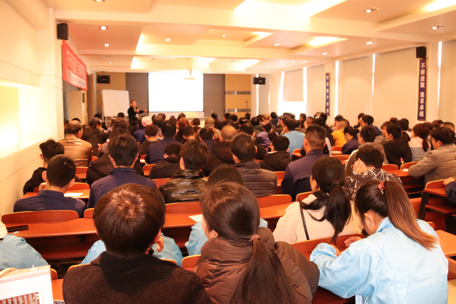 逐梦美机，，，，，，扬帆未来！中国美机举行2021年首批新员工入职培训