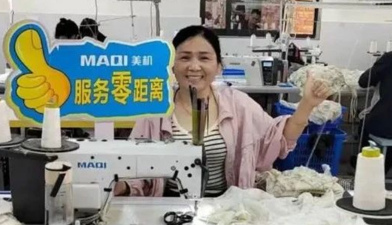 “焕新”效劳零距离，，，，，美机用户笑开颜
